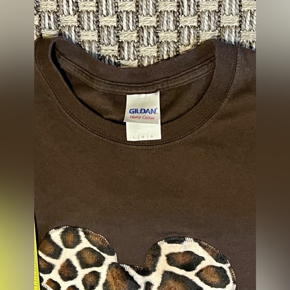 Disney Animal Kingdom Safari T-shirt. Mickey Ears giraffe faux fur - Picture 6 of 10